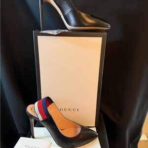 Gucci Classic Black Slingback Leather Pump size 37.5 BNIB Never Worn